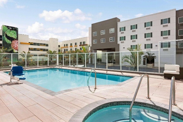 Wyndham Anaheim Main image
